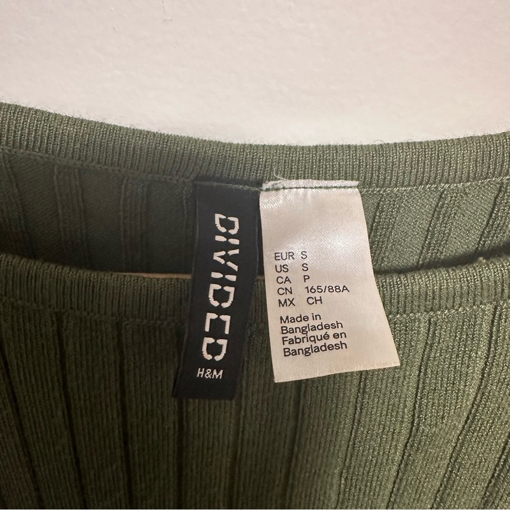 H&M Divided Ribbed Halter Tank Top - Picture 3 of 5